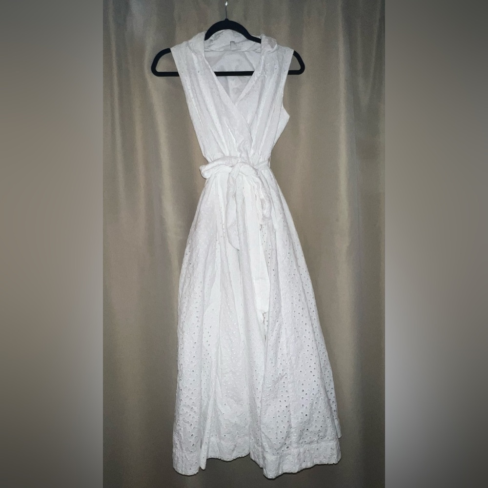 Long white dress, size small, Brand: On-34th